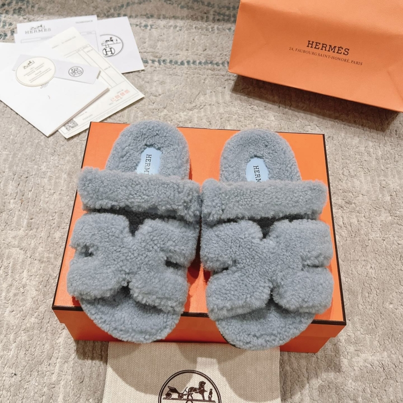H**mes slippers